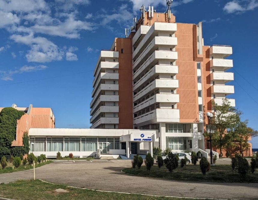 biroul de turism pentru tineret sa inchiriaza un spatiu sezonier in statiunea costinesti vezi pana cand pot fi depuse ofertele 687a60f1c3edb