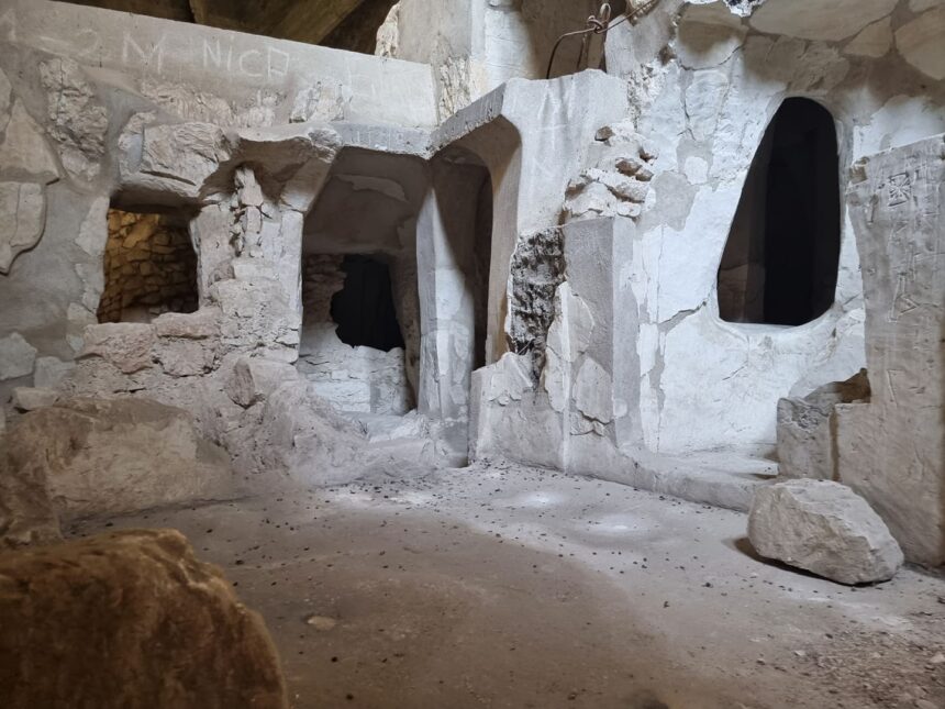 bisericutele de creta din murfatlar un monument unic in romania asteapta salvarea 687acd31b6cd3