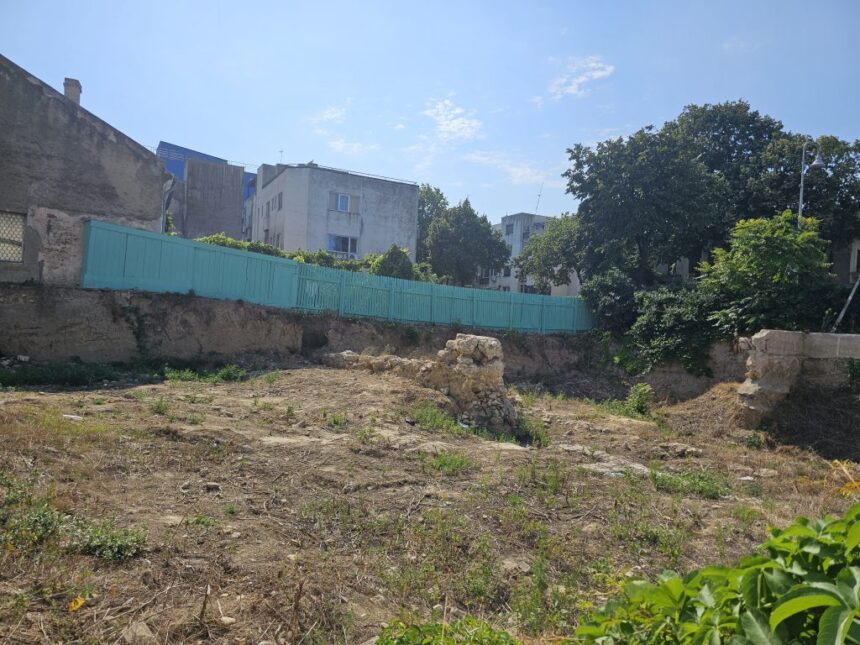 bloc in locul casei cu iedera nu cladire de birouri zidul antic al cetatii tomis va fi protejat 6884b73c1d401