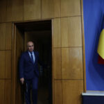 bolojan a discutat cu primarii despre scaderea numarului de angajati statul nu mai are capacitatea sa sustina cheltuielile actuale 6889026642faf