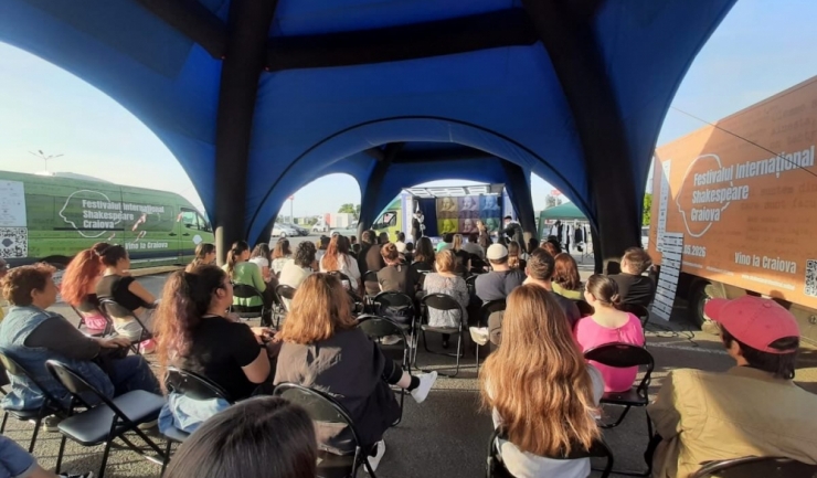 caravana shakespeare peste tot ajunge in constanta si ciocarlia 686e02a76a175