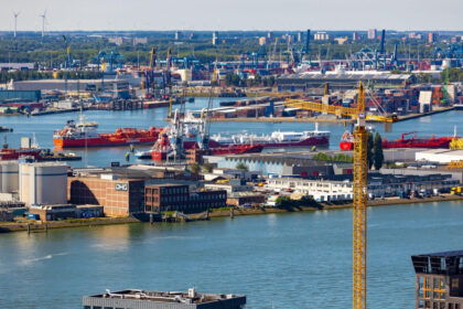 cel mai mare port din europa se pregateste pentru un eventual razboi cu rusia financial times 6871e8e52fb9b