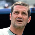 chivu sub lupa legendarului materazzi eu asta cred cand ma uit la piata antrenorilor 687bcfc0cd023