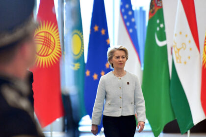 comisia europeana acuza ca in spatele motiunii de cenzura initiate de europarlamentarul gheorghe piperea este mana moscovei 687f601009283