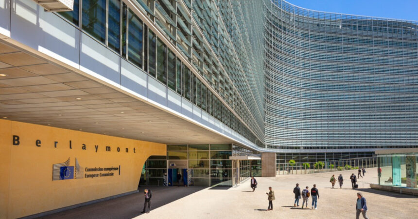 comisia europeana solicita o cooperare cu ministrii apararii din ue ca parte a unui plan de abordare a viitoarelor crize medicale 686ce3bff18de