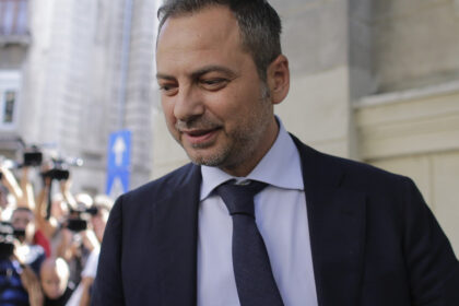 conducerea pnl l a validat pe dan motreanu in functia de secretar general si a stabilit atributiile prim vicepresedintilor 68829b4d12e31
