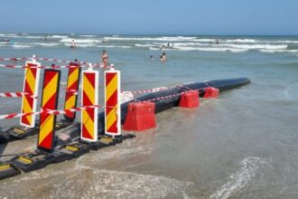 conducta de ape pluviale deversate in mare la navodari descoperita de comisarii garzii nationale de mediu 68885c0f5ed06