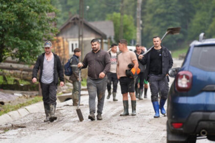 consiliul judetean galati a alocat 1 milion de lei pentru sinistratii din suceava puhoaiele pot lua tot dar nu si solidaritatea 6888f37b64840