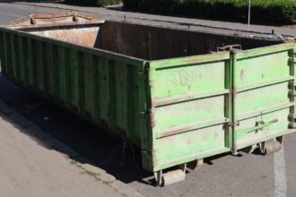 container special pentru deseuri voluminoase amplasat pe strada productelor din municipiul constanta 686d083b95ae6