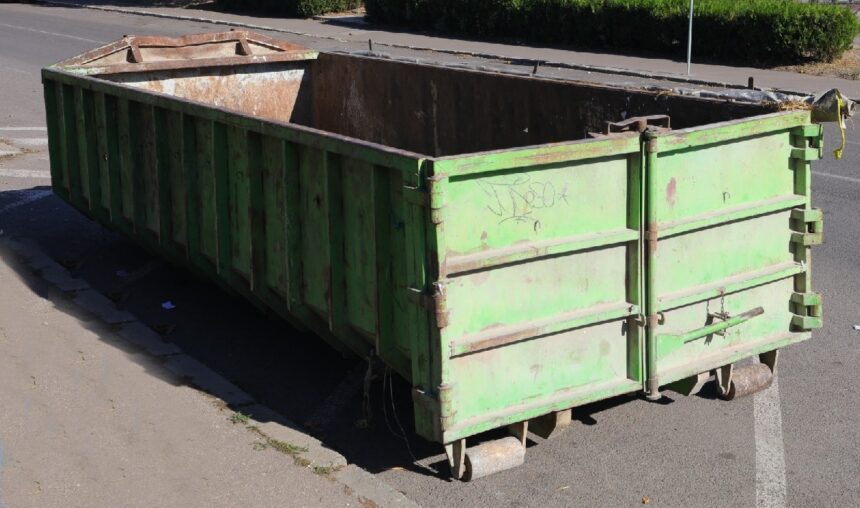 container special pentru deseuri voluminoase amplasat pe strada productelor din municipiul constanta 686d083b95ae6