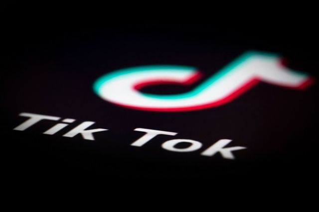 cum activezi modul dark pe aplicatia tiktok din windows 11 6875ebaeefd33