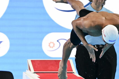 david popovici s a calicat in semifinale la proba de 100 m liber la mondialele de natatie din singapore 688a07ec85d03