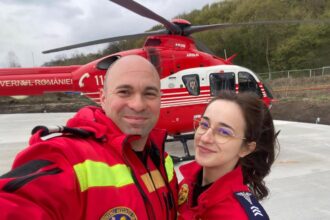 din elicopterul smurd in altar alex si alina cuplul de salvatori care imparte cerul si inima 687cceefa7c2e
