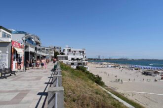 document mai multe firme din pitesti prahova si tulcea au inchiriat plaje scoase din nou la licitatie 22 de sectoare au fost atribuite 6870f13c2df24