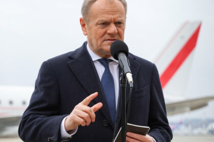 donald tusk infiinteaza un superminister responsabil de finante si economie cea mai importanta initiativa 6880d16d422d2