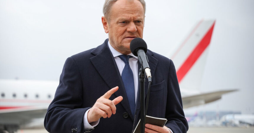 donald tusk infiinteaza un superminister responsabil de finante si economie cea mai importanta initiativa 6880d16d422d2