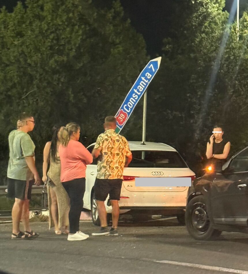 doua autoturisme s au ciocnit in sensul giratoriu de la iesire din lazu spre constanta 687ab47845bda