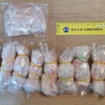 doua persoane cercetate pentru trafic de droguri retinute de anchetatorii constanteni 68833317b3b03