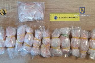 doua persoane cercetate pentru trafic de droguri retinute de anchetatorii constanteni 68833317b3b03