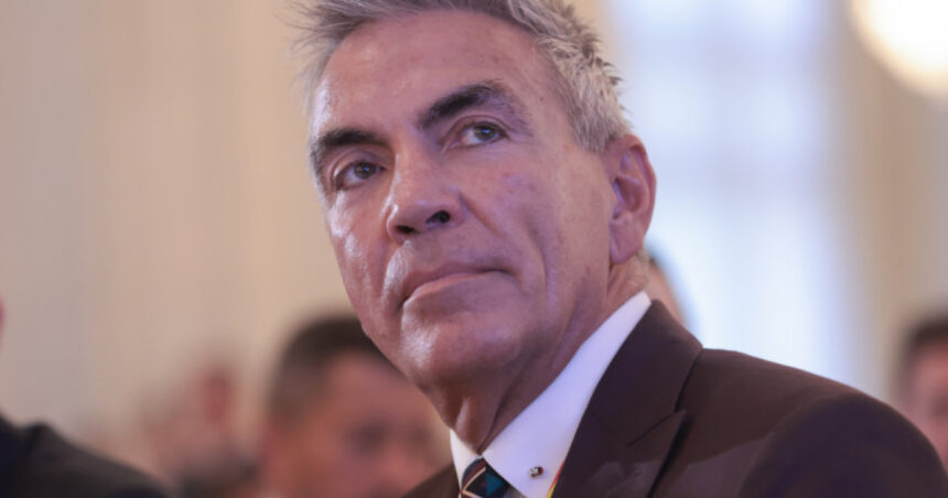 dragos anastasiu nu pot sa merg la guvern si sa spun vreau sa mi reduceti salariul cu 20 nu asa functioneaza 6877f3514cd53