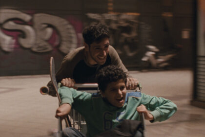 drama pamant strain un film despre doi refugiati palestinieni a castigat trofeul transilvania la gala tiff 6868b8df8a356