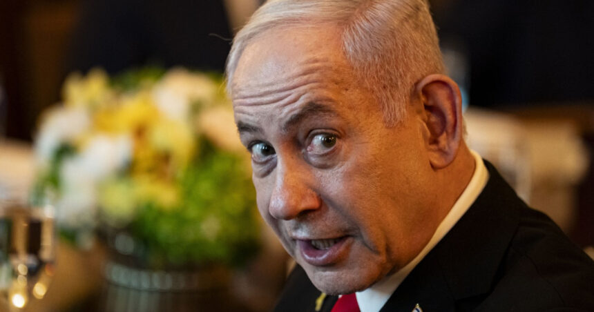 e ca un nebun bombardeaza tot timpul echipa lui trump tot mai ingrijorata de netanyahu dupa atacurile din siria 687e1d07ea4d1