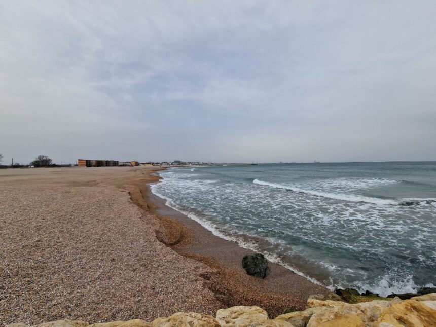 eforie sud aripa unei drone gasita in mare de un turist 68722380bfe45
