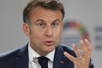 emmanuel macron critica noile tarifele ale lui donald trump ue trebuie sa mobilizeze toate instrumentele aflate la dispozitia sa 6872abe07bb5e