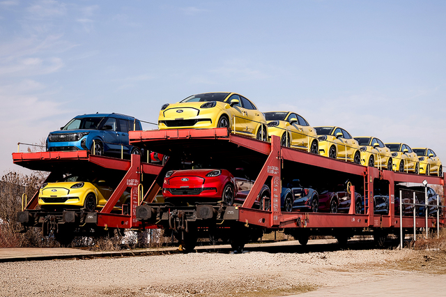 exclusiv renault si ford transmit guvernului roman taxele vor mari semnificativ preturilor masinilor ramificatii economice profund nefavorabile 6866be9f462ab