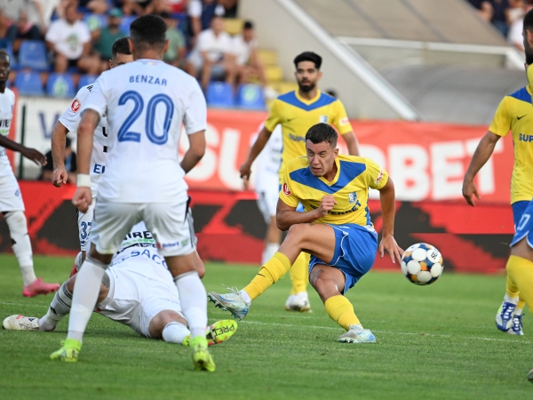 farul constanta joaca duminica primul meci pe teren propriu din noul sezon al superligii 687cc9844e851