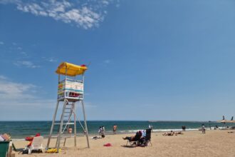 fenomen neobisnuit pe litoral temperatura apei marii a scazut brusc a fost arborat steagul galben 687f79bb9d4ea