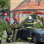 foto dezastru in capitala o femeie a murit in timpul furtunii din bucuresti si ilfov 6879229ddccbb