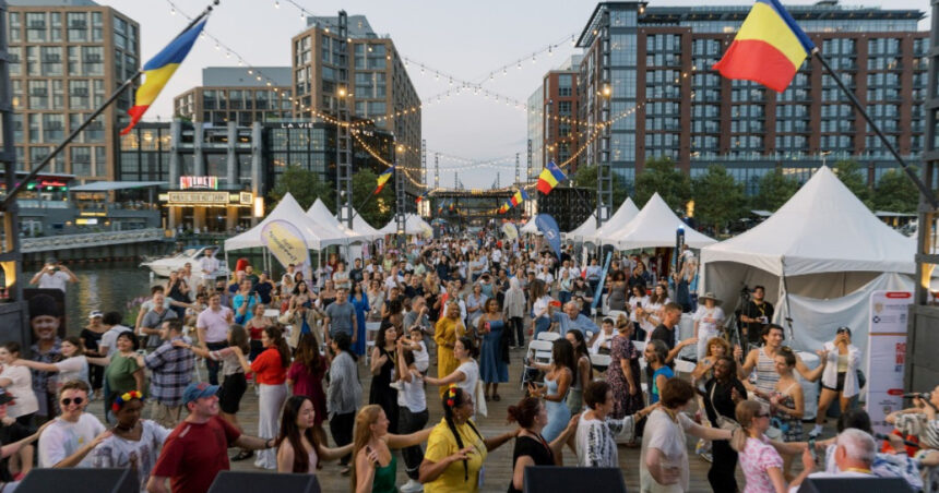 foto record de prezenta la cel mai mare festival romanesc din sua peste 12 000 de oameni au celebrat traditiile la washington 687625b6ab2f0