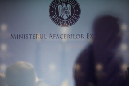 foto tamila cristescu mesaj vulgar la adresa ministrului de externe oana toiu dupa ce a fost concediata din functia de viceconsul in sua 687145a859642