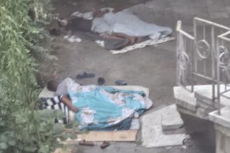 foto vacanta prelungita pe domeniul public in tomis iii turistii revin seara de seara 68833349104db