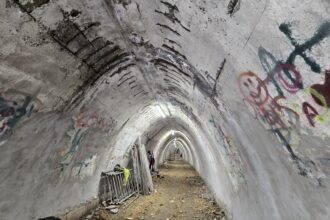 foto video lucrarile de reabilitare a tunelului din parcul tabacarie sunt pe final autoritatile au in plan reintroducerea trenuletului spre bucuria copiilor 687e6df819726