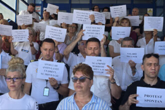foto video protest spontan la constanta salariatii anr au iesit in strada nu avem salarii nesimtite 6870e0298624c
