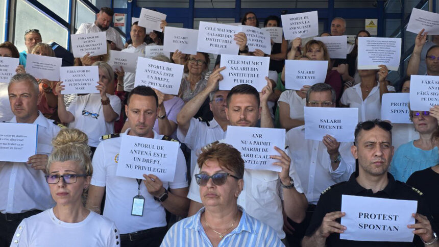 foto video protest spontan la constanta salariatii anr au iesit in strada nu avem salarii nesimtite 6870e0298624c
