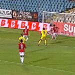 galerie foto a dat o in bara de acolo ratarea incredibila a jucatorului lui dinamo 68867e1d84111