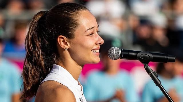 galerie foto prima turcoaica invingatoare in istoria wimbledon frumoasa zeynep sonmez a eliminat o chiar pe jaqueline cristian 68664f2eef1f5