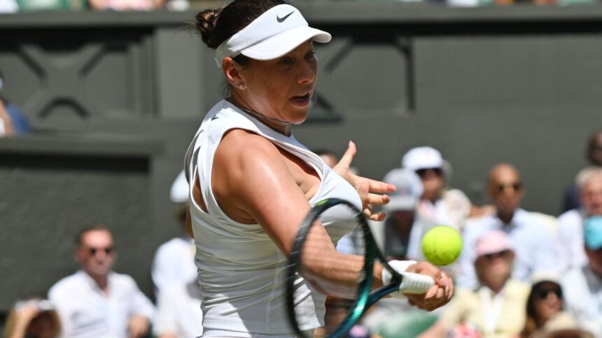 galerie foto printre lacrimi amanda anisimova a reactionat incredibil dupa cea mai dureroasa finala din tenis in ultimii 37 de ani 68728dc571b87