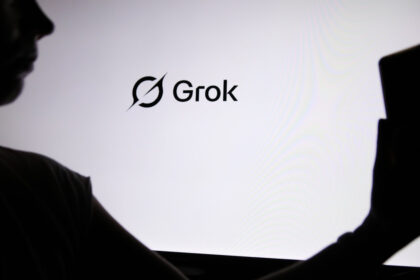 grok botul ai al lui musk genereaza replici pline de injuraturi la intrebari despre politica poloneza 686d8cf4e87a3