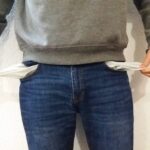 guvernul ne scoate din buzunar 95 miliarde lei cu majorari de taxe in acest an din care 77 miliarde lei cu tva si accize iar anul viitor de patru ori mai mult inclusiv 6 miliarde lei prin impozi 686d95ff583fd