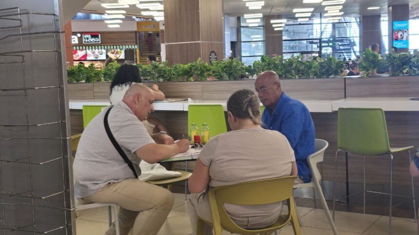 inspectorii ansvsa au dat amenzi de peste 212 000 de euro comerciantilor de pe litoral iata primele rezultate ale comandamentului sezon estival 2025 68765355edba0