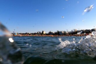 interventie dramatica la techirghiol un barbat scos din apa de un salvator aflat in timpul liber 6873c148b31f7