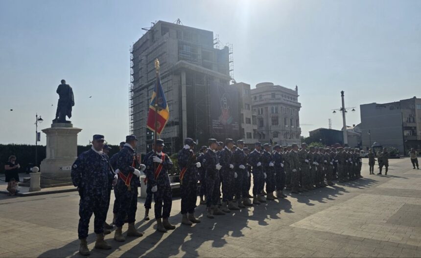live foto video ceremonie militara emotionanta de ziua imnului national in piata ovidiu prefectul adrian teodor picoiu prezent la eveniment 688866b6d8ef4