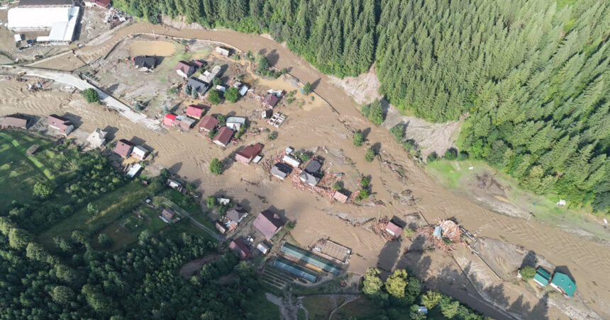 locuitorii din judetele suceava si neamt afectati de inundatii au primit ajutoare umanitare de urgenta de la guvern 688b86215f39e