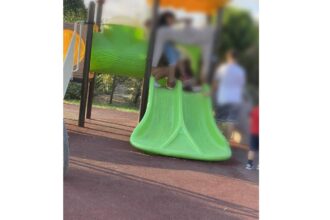 locurile de joaca tinta vandalilor primaria corbu apel catre cetatenii comunei pastrati ce este al tuturor 686e10a7e4e25