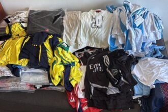 magazin cu articole vestimentare contrafacute descoperit de jandarmi in eforie nord 687e06af78362