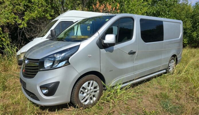 microbuz cautat de autoritatile din olanda descoperit in apropiere de ostrov 688b4cde43e2c